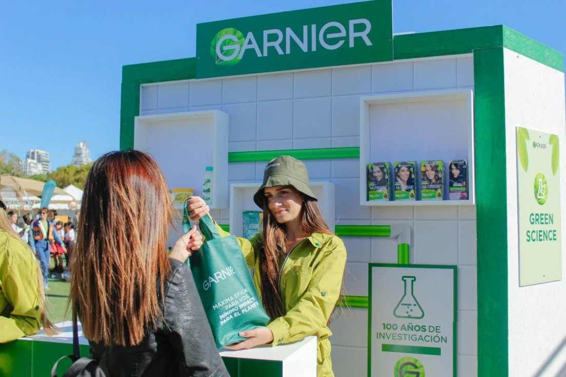 Why Every Major Brand Is Chasing the Gen Z Market