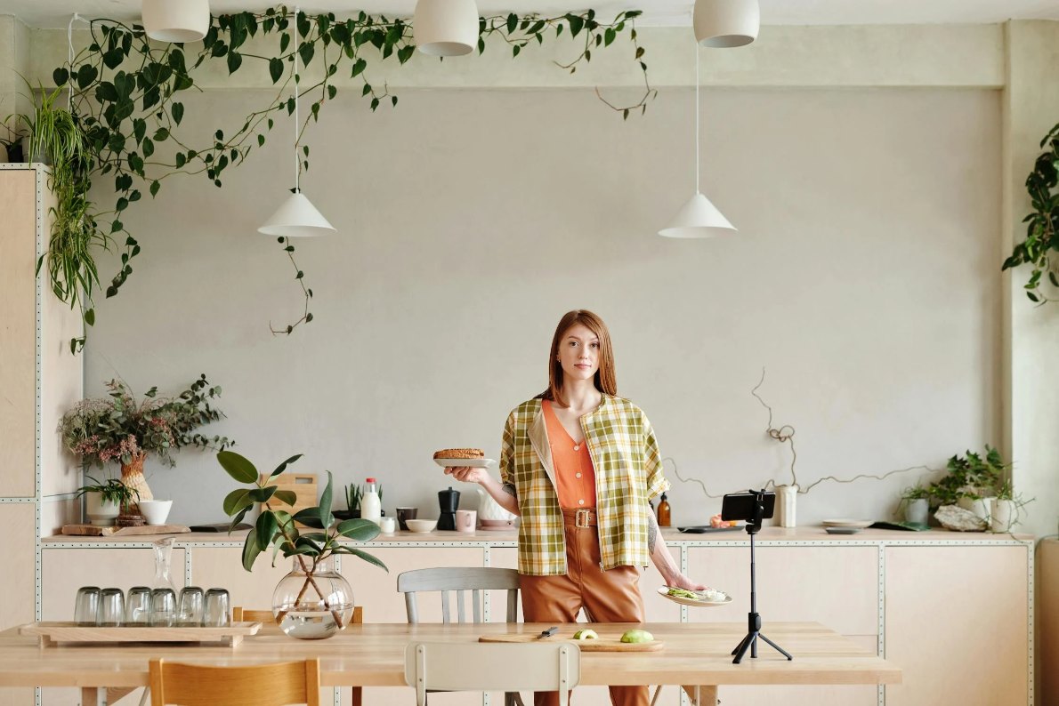 Why Influencer-Driven Content Is Outperforming Traditional Ads in 2024