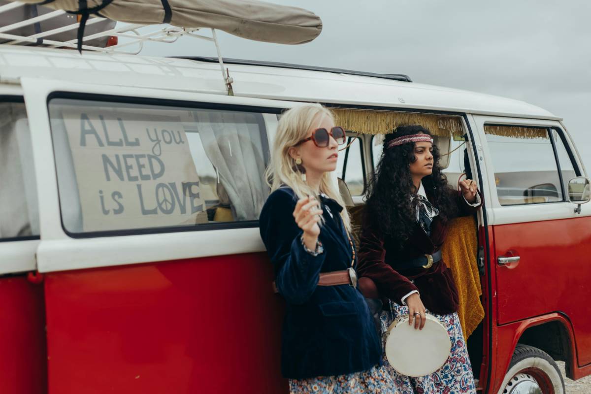 Cultural Etiquette: What You Need to Know Before Visiting a New Country