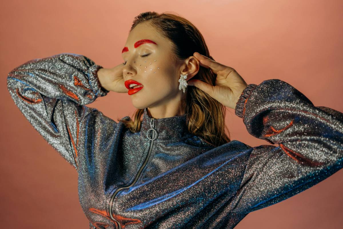 The Art of Mixing High Fashion with High Street