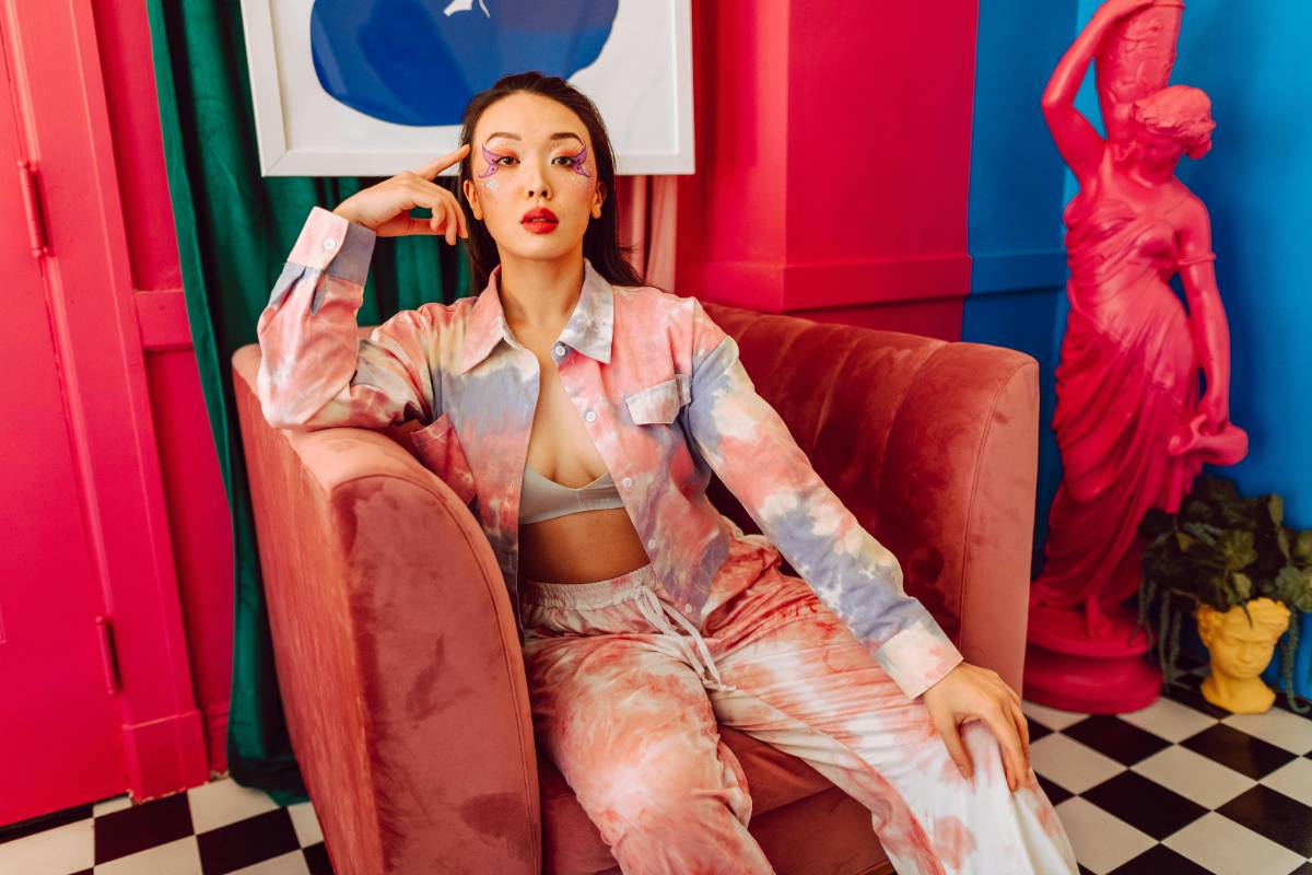 The Art of Mixing High Fashion with High Street