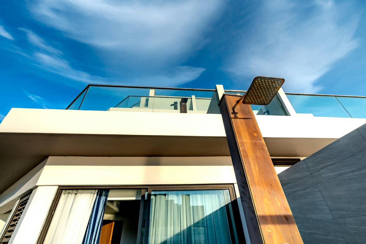 Mastering the Finer Details: Bespoke Features in Luxury Living